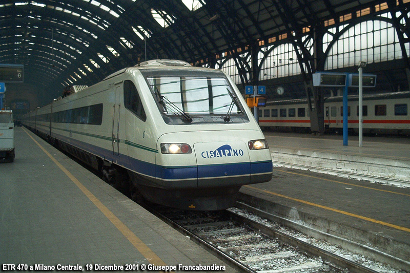 Treno EuroCity EC Cisalpino con Elettrotreno ETR 470 Foto Giuseppe Francabandiera