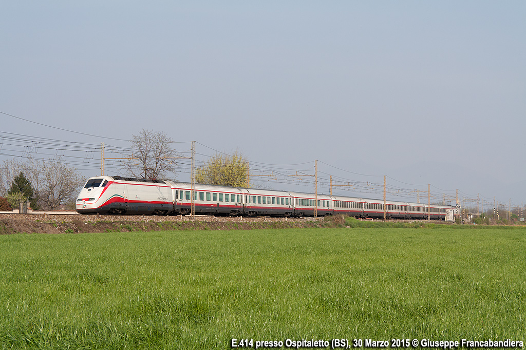 Treno Frecciabianca Trenitalia con Locomotiva Elettrica E.414 Foto Giuseppe Francabandiera