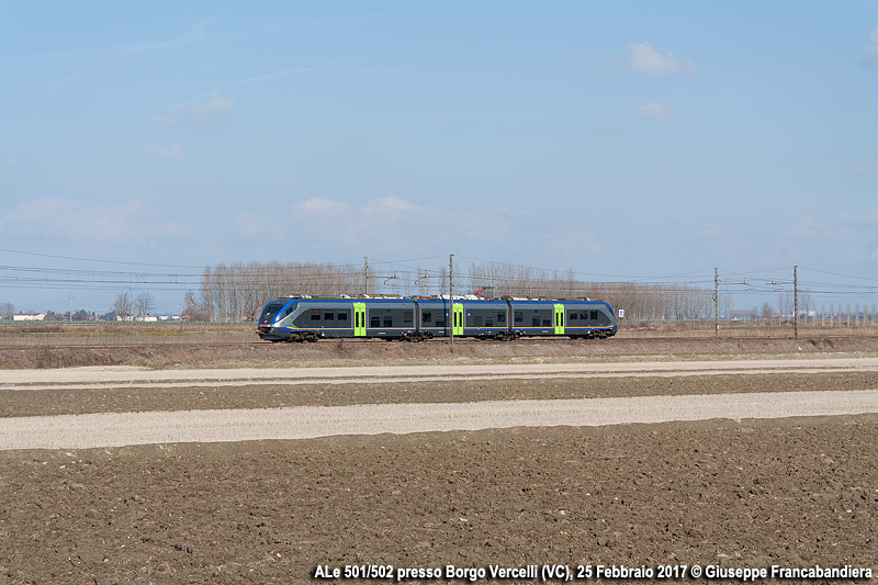 Treno Regionale Trenitalia con Minuetto Elettrico ALe 501/502 Foto Giuseppe Francabandiera