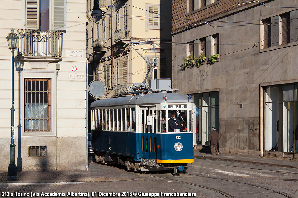 Tram ATTS con Elettromotrice 312 Stefer Foto Giuseppe Francabandiera